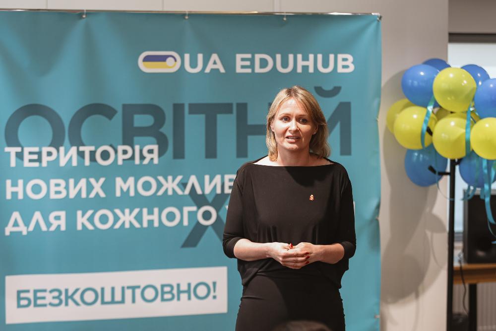 Zdjęcie galerii artykułu:  - Osoba przemawiająca podczas otwarcia Ukraińskiego Centrum Edukacji (3).jpg